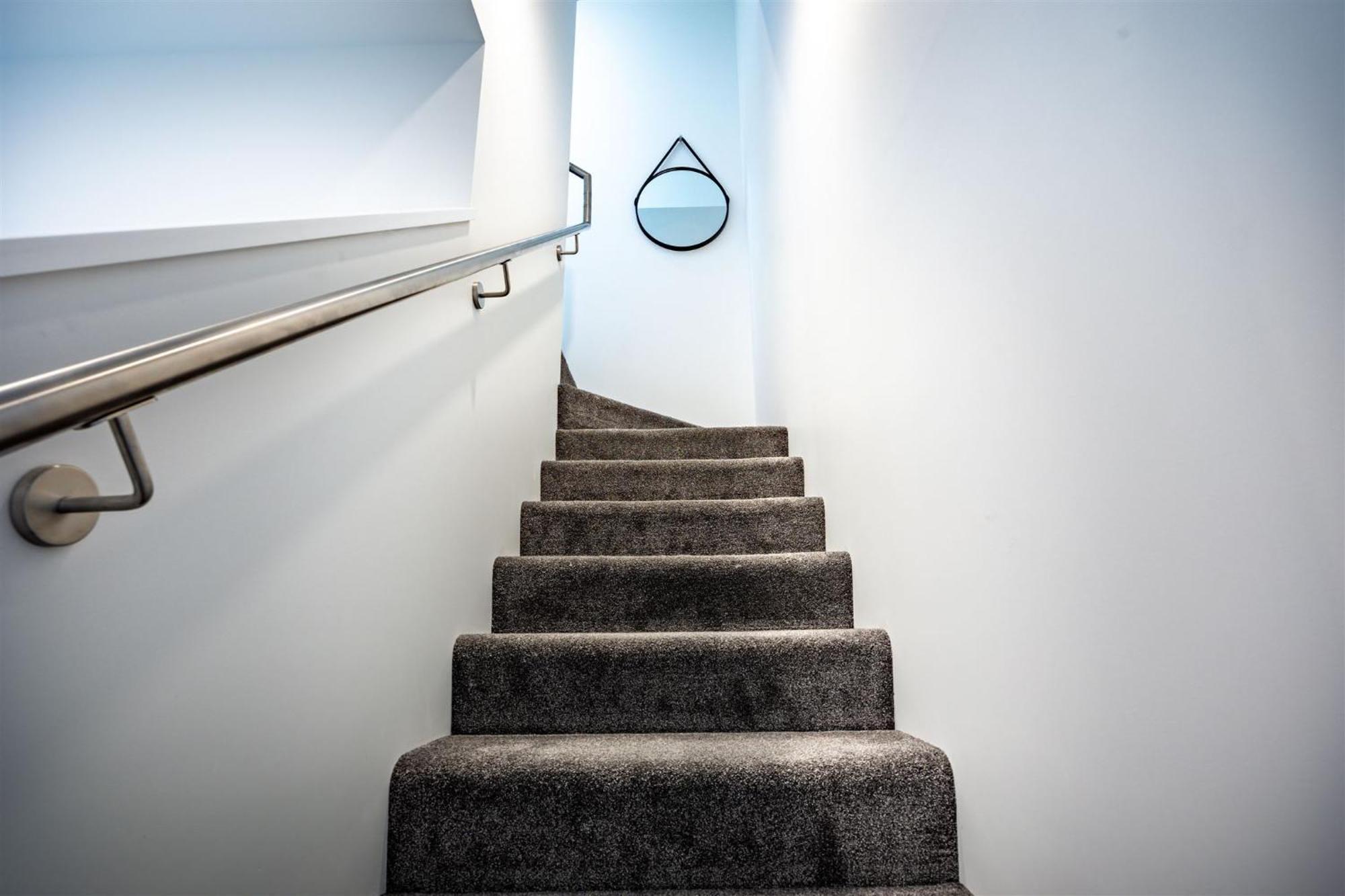Stylish Home In Christchurch Central Экстерьер фото